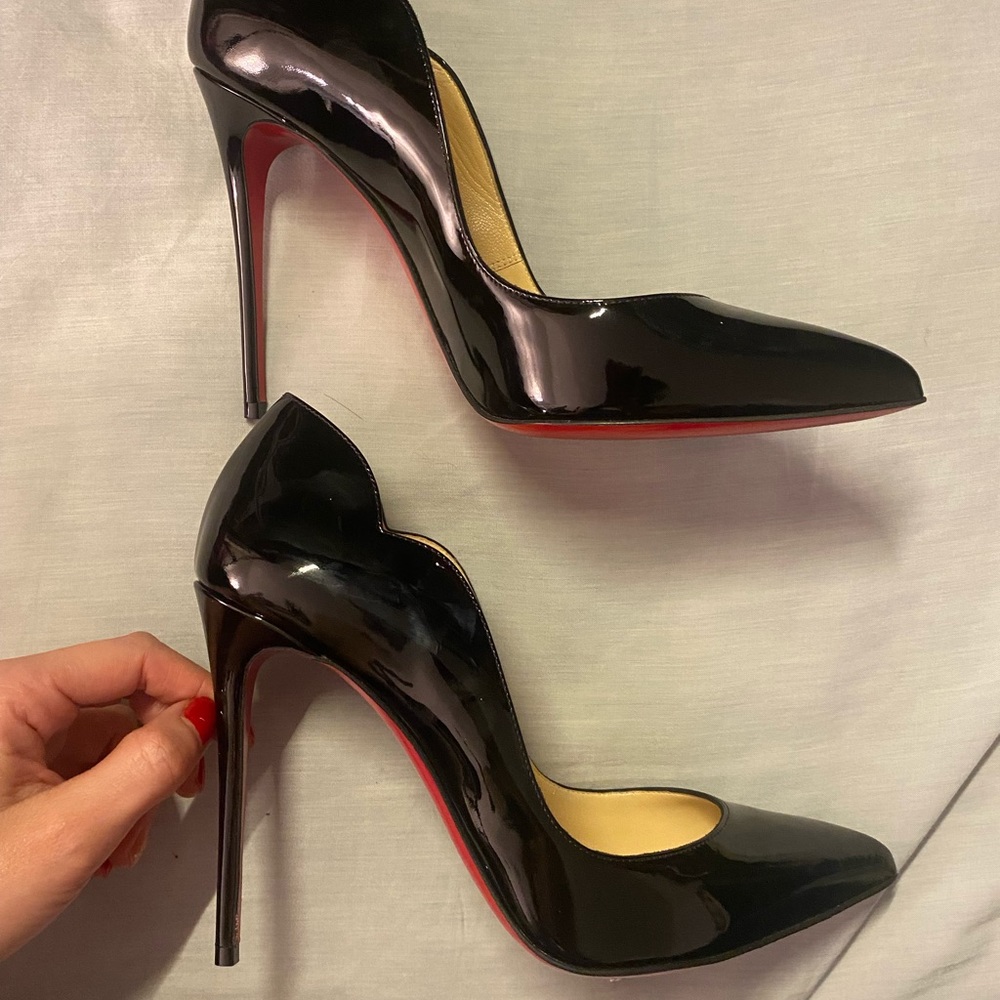 Christian Loubotin hot chick 100mm black